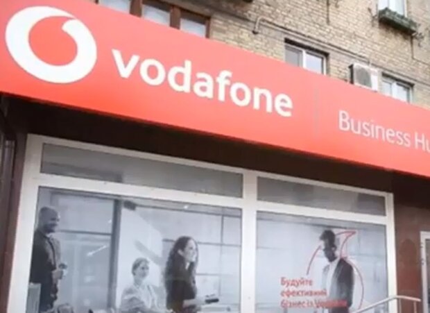    5G: Vodafone ,   