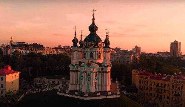"Двойной" церковный праздник 31 мая: что нельзя делать сегодня и как уберечь дом и семью и от болезней, бед и неудач