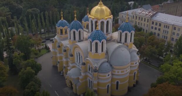 Какой церковный праздник 7 июня: что нельзя делать и чем опасна вода сегодня