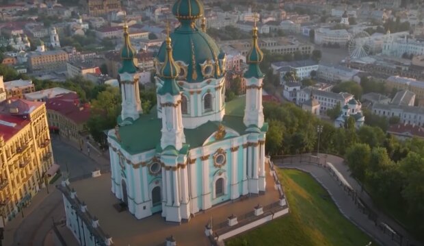 Большой церковный праздник 10 июня: что нельзя делать и зачем избегать воды сегодня