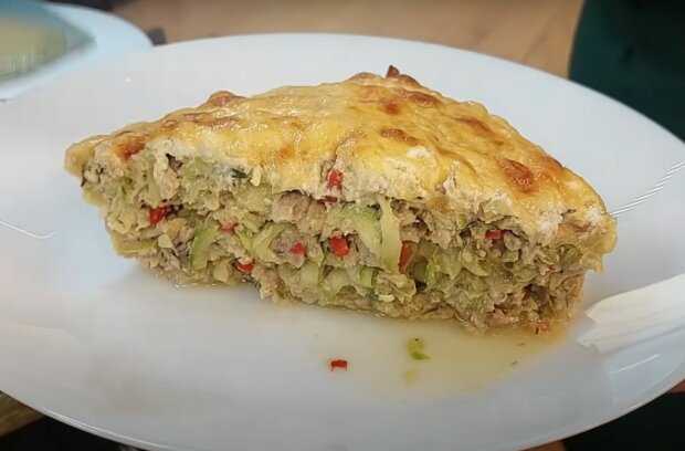 Первый летний рецепт: кабачковая запеканка, которую ешь и не можешь остановиться