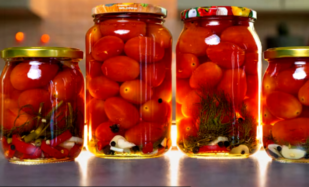 Как законсервировать помидоры, чтобы они сохранили свежесть и вкус до самой весны