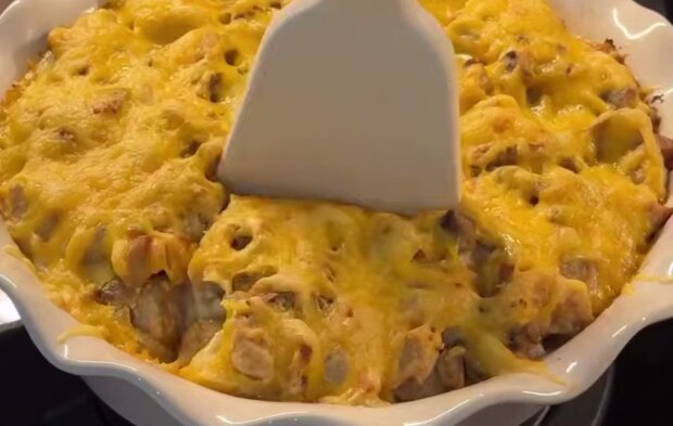 Рецепт идеального ужина: картофельная запеканка с шампиньонами и золотистой корочкой