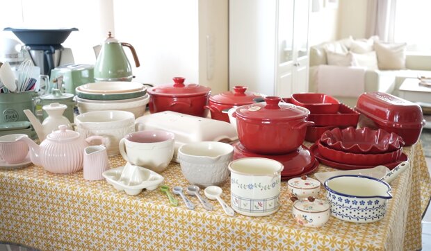 Как отмыть нагар, грязь и жир со скороды и кастрюли: посуда будет, как новенькая