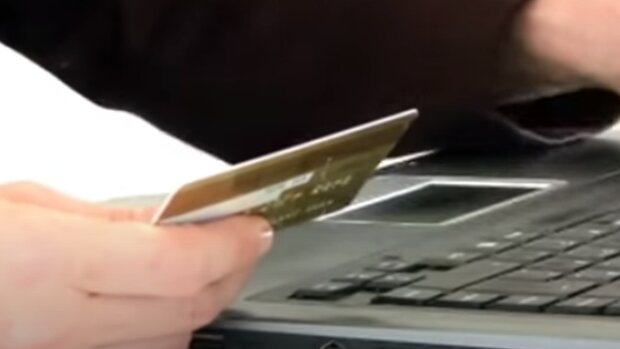 Новые лимиты на денежные переводы с карт: банки изменили суммы