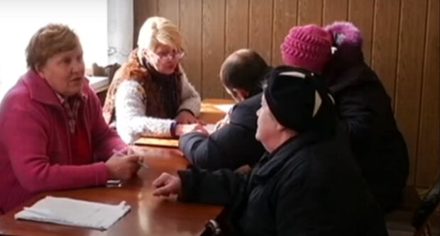 Пенсионный БУМ-2025: кто из украинцев получит дополнительные деньги – и как не пропустить свою надбавку