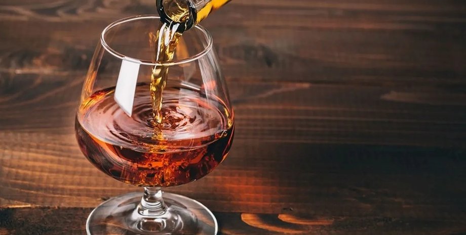 Уже с 1 января: в Украине больше не будет коньяка