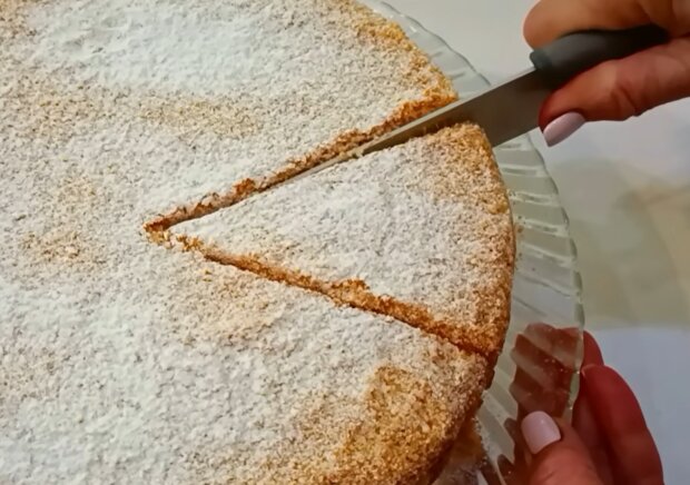 Бюджетная легенда на вашей кухне: рецепт пирога мечты студента 80‑х, который теперь печет каждый