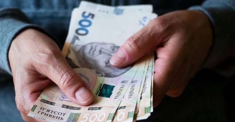 Купить стаж для пенсии или вложить деньги на депозит: экономист оценил выгодность в 2026 году